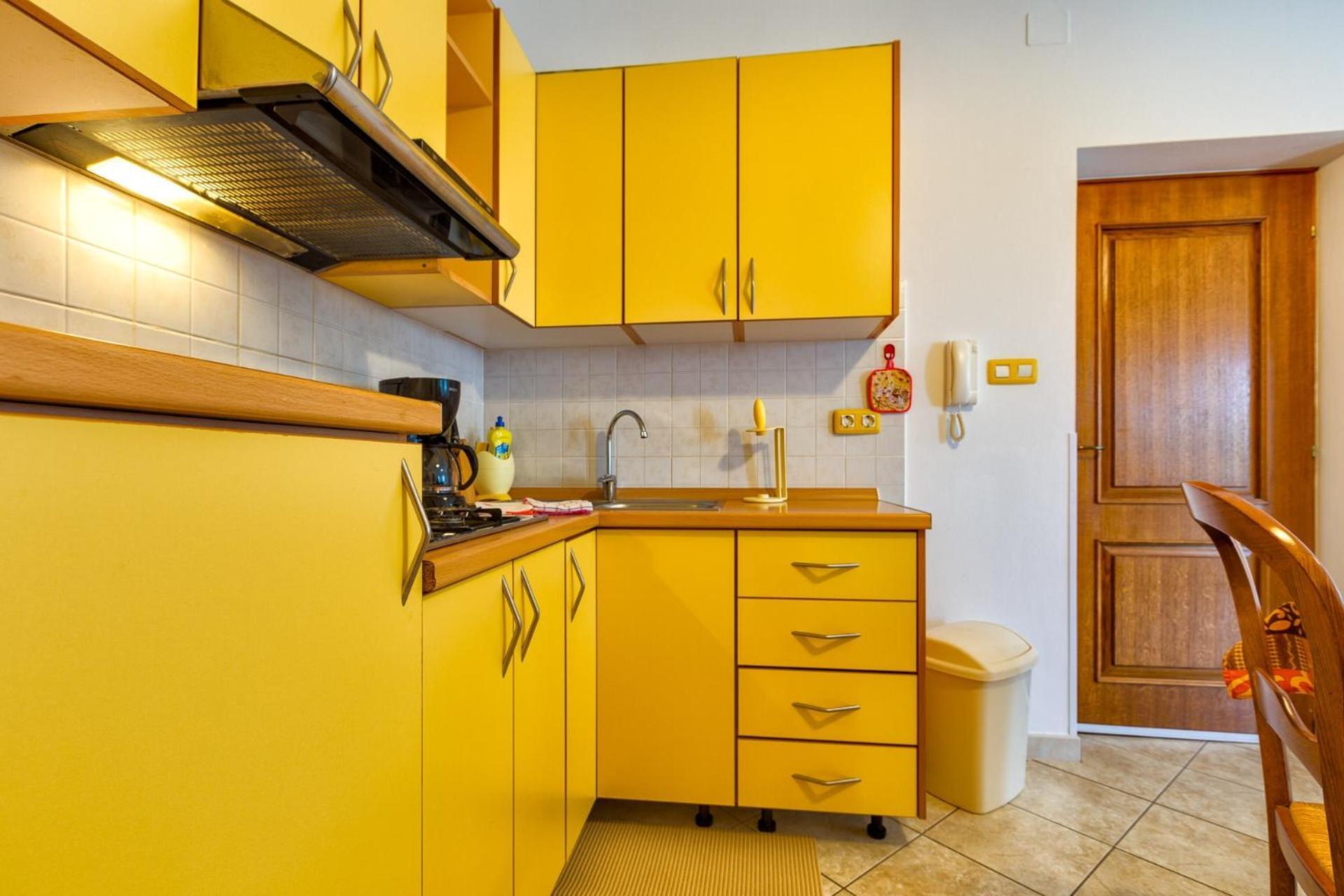 Apartments With A Parking Space Мали-Лошинь Номер фото