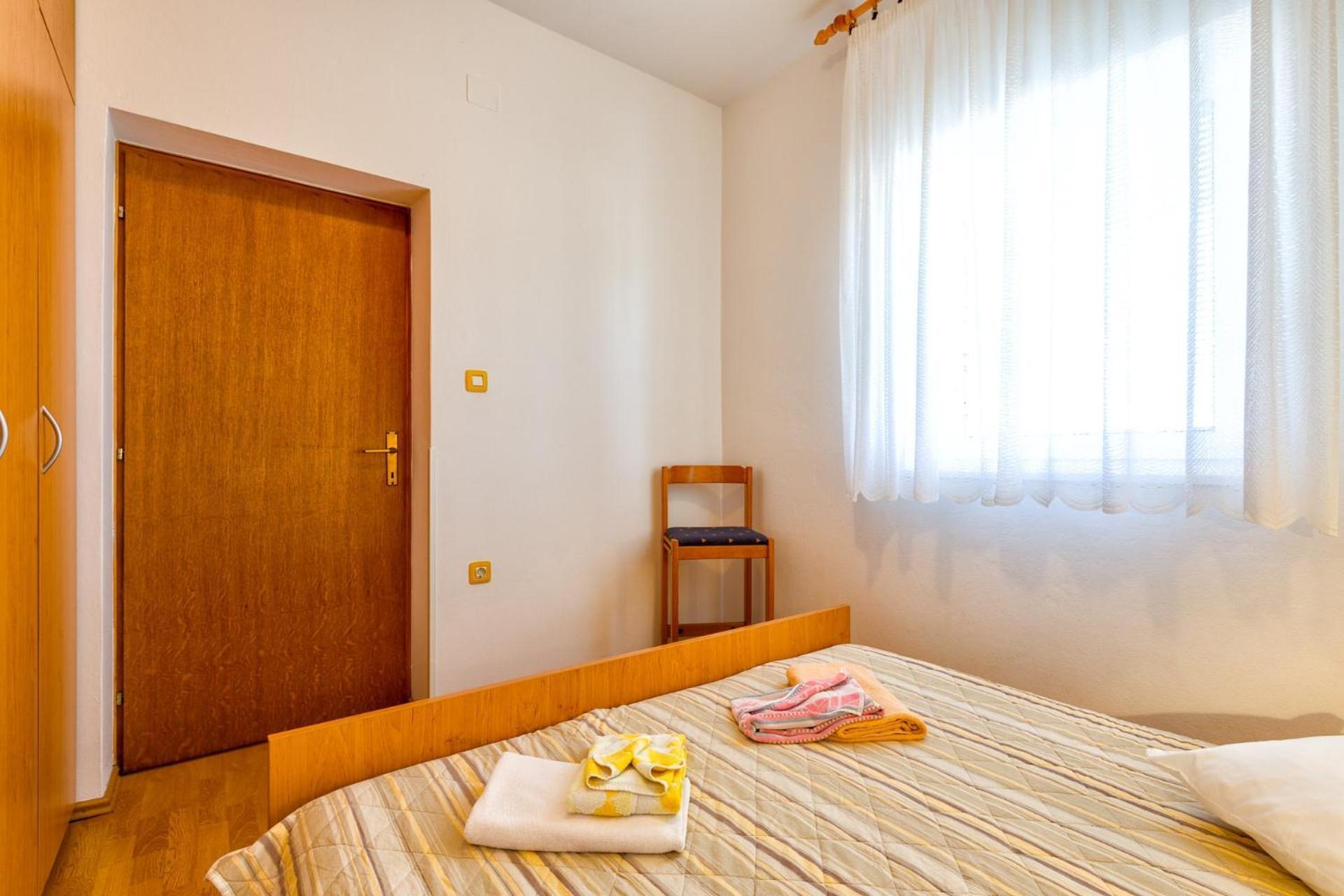 Apartments With A Parking Space Мали-Лошинь Номер фото