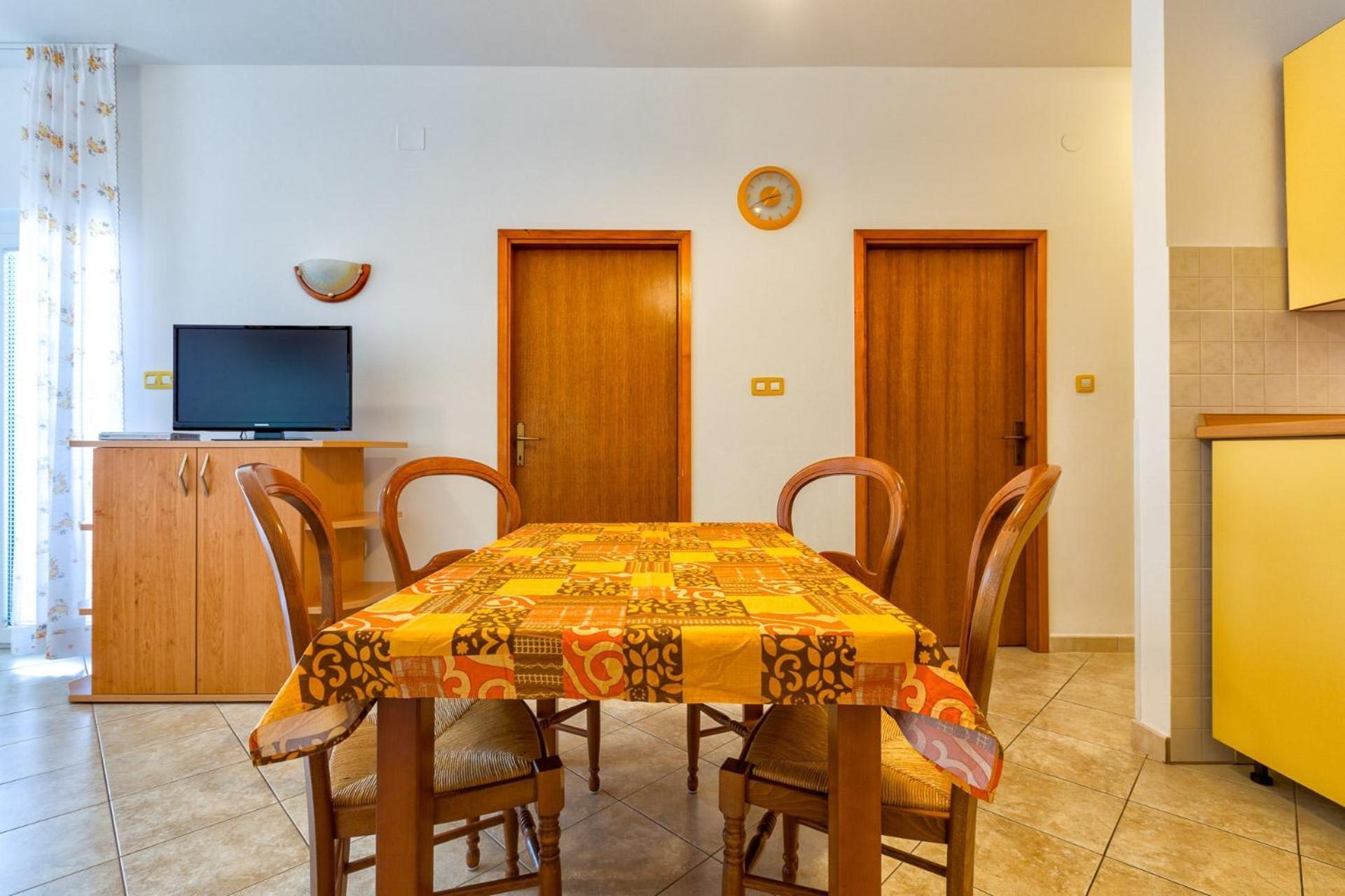 Apartments With A Parking Space Мали-Лошинь Номер фото